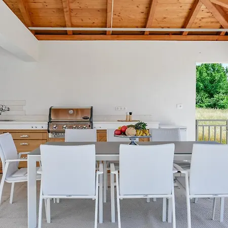 빌라 Palma 말린스카